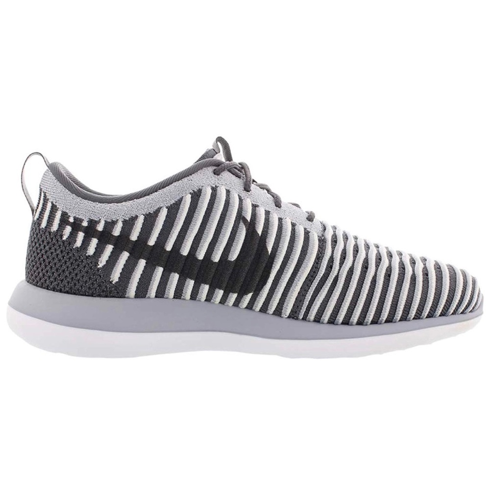 🆕 Nike Roshe Two Flyknit Sneakers - Gray/White